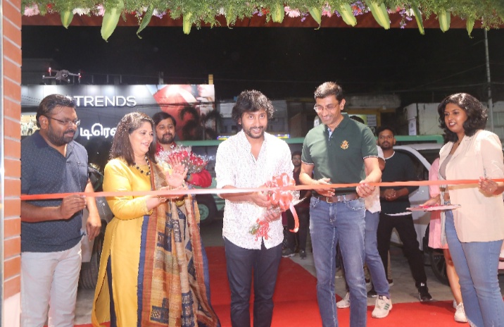 Actor RJ Balaji, inauguration Indian Terrain Launches Brand New Flagship Store in the City
