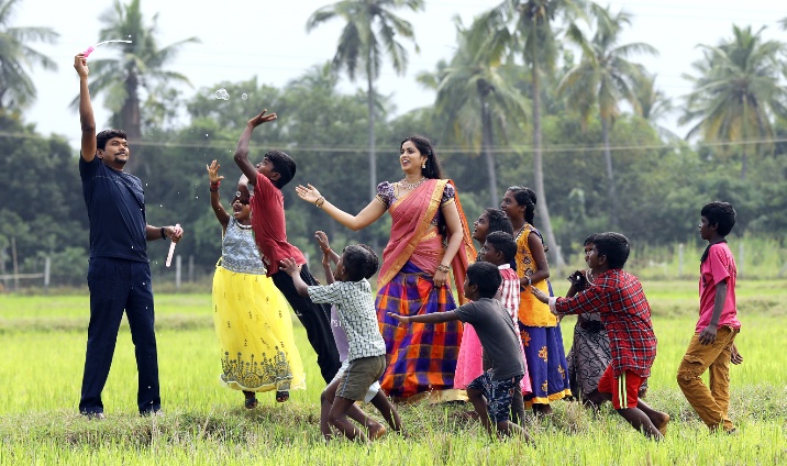 குழந்தைகளை வைத்து பிச்சை எடுக்கும் குற்றத்தை கருவாக வைத்து தயாராகியுள்ள ‘முடக்கறுத்தான்’