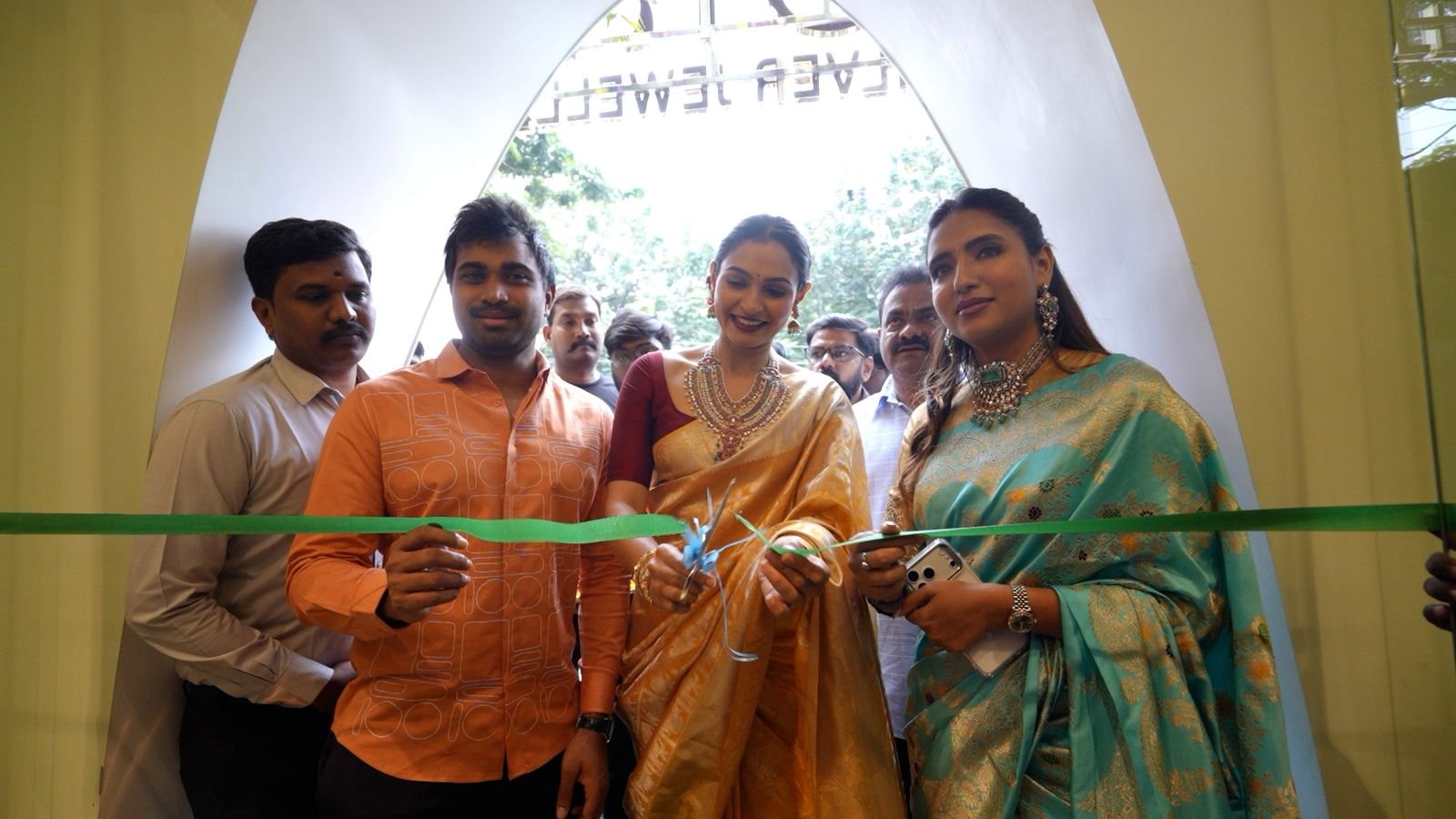 INDIA’S LARGEST LUXURY SILVER JEWELLERY BRAND, GOYAZ, NOW OPENING IT’S 19th STORE across INDIA & it’s 1st Store in Tamil Nadu at COIMBATORE, Inaugurated by Ms. ANDREA JEREMIAH.