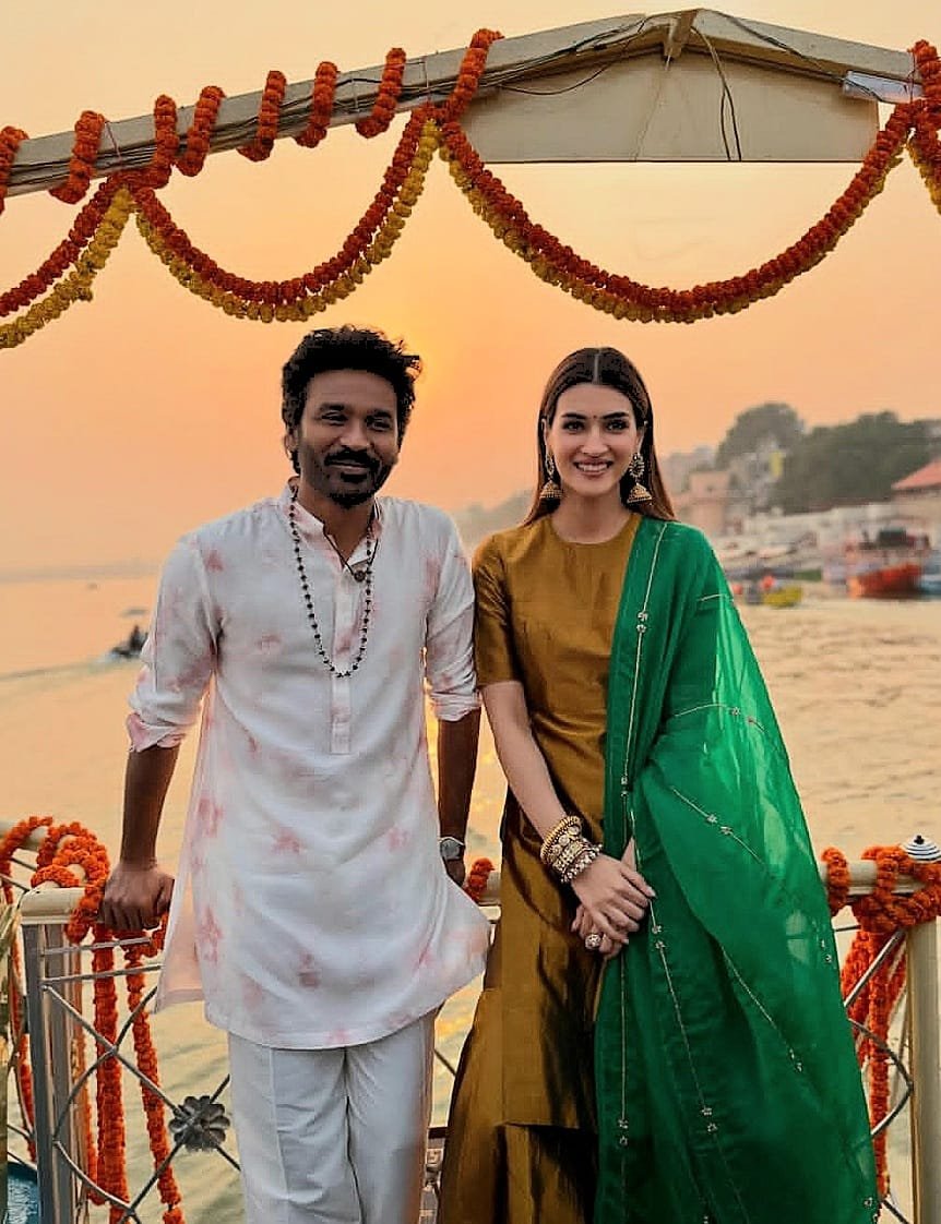 “ஹர ஹர மகாதேவ்!”: தேரே இஷ்க் மே படத்திற்காக வாரணாசியில் தனுஷ்.. க்ரிதி சனோனுடன் பகிர்ந்த ஸ்பெஷல் படங்கள்