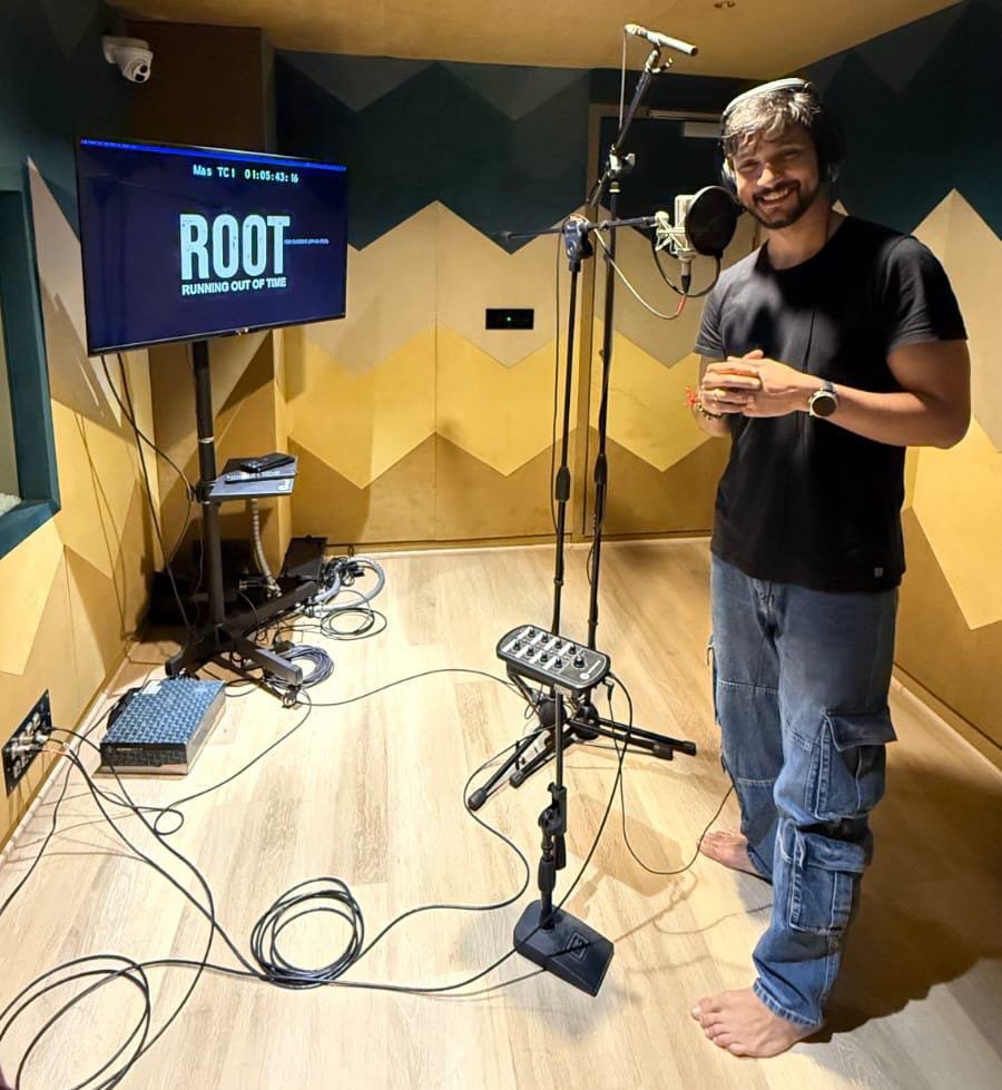 Verus Productions வழங்கும் “ROOT – RUNNING OUT OF TIME” டப்பிங் பணிகளை முடித்த ஹீரோ கெளதம் ராம் கார்த்திக் 