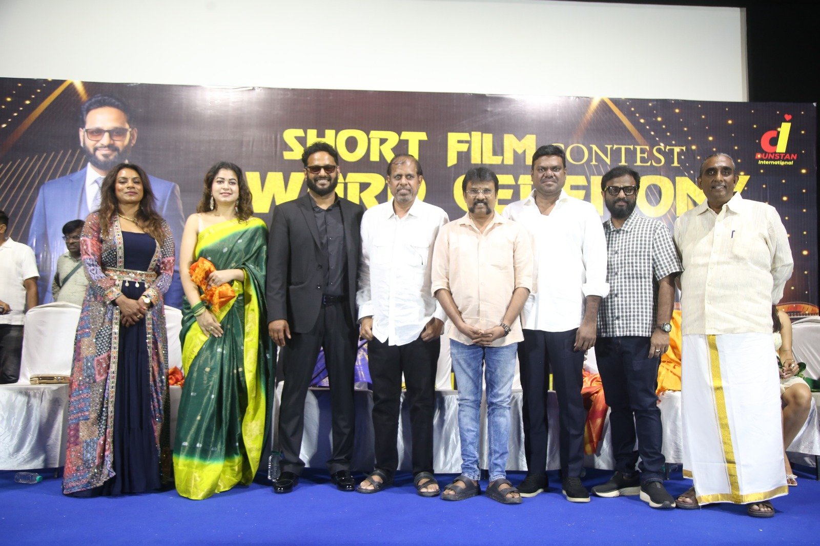திரையுலக பிரபலங்கள் முன்னிலையில் கோலாகலமாக நடைபெற்ற குறும்பட விருது வழங்கும் விழா